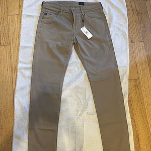 AG Men’s “The Stockton” skinny Beige Jeans 32x34 NWT